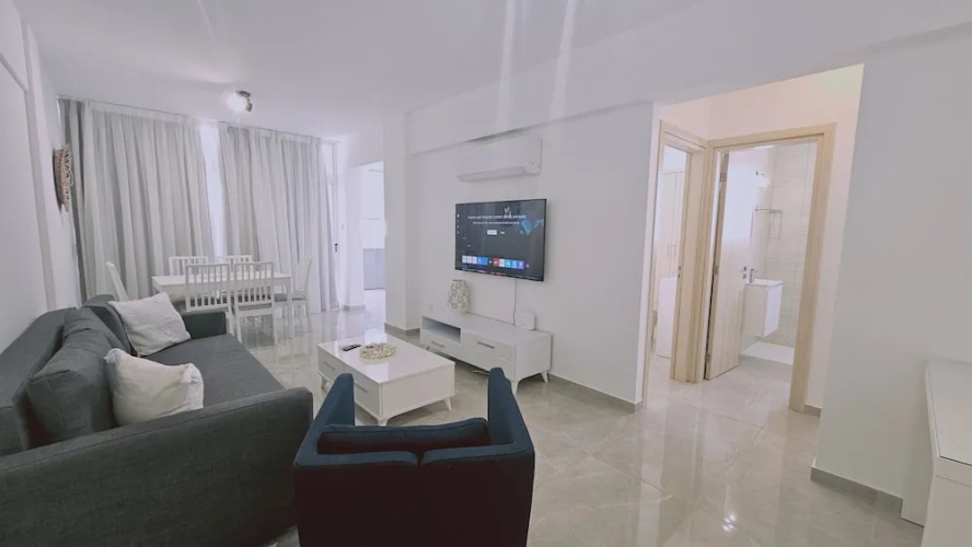 154 LCA - Stay Local Apartment