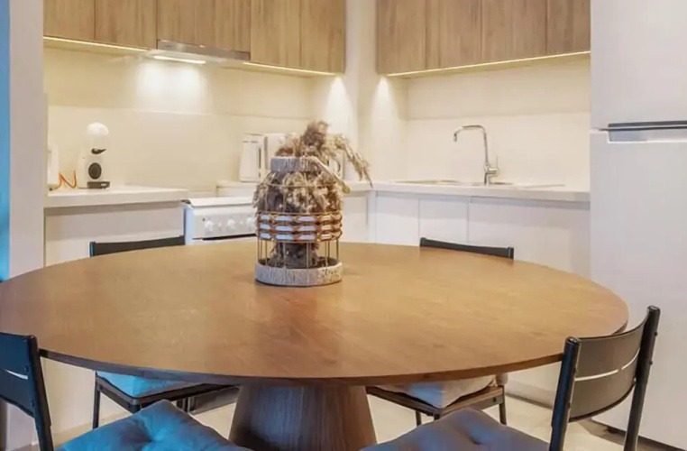 Stylish 1BR in Executive Residence
