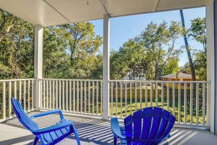 3 Bedrooms Cottage