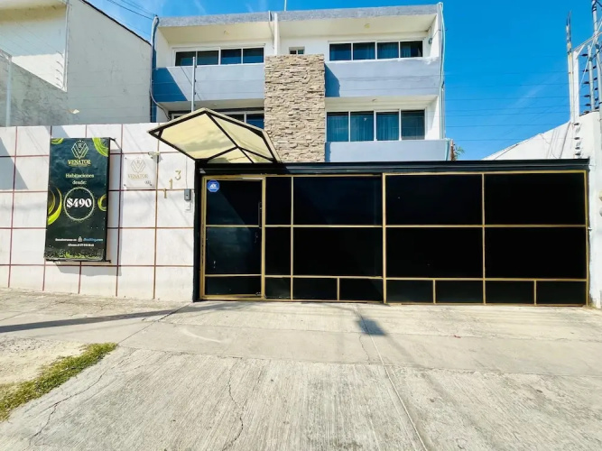 Venator House Boutique 113 - León