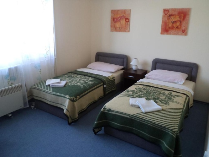 Standard Triple room with balcony