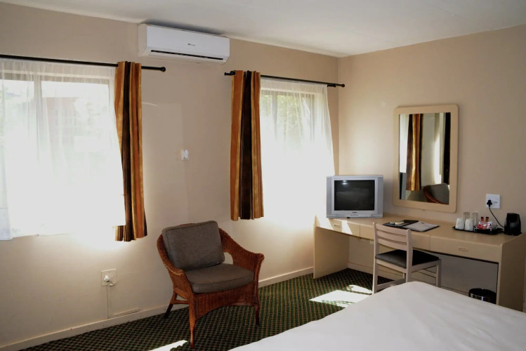 Elephant Springs Hotel
