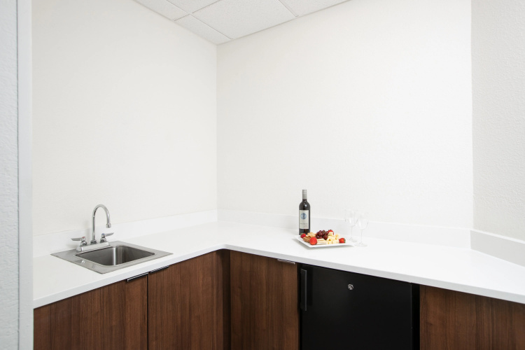 Holiday Inn Charleston - Riverview photo 27
