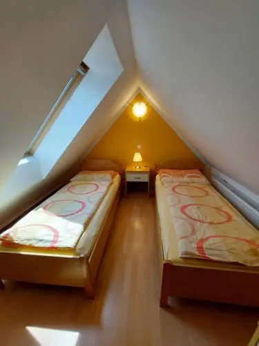 Apartments Ktrenc