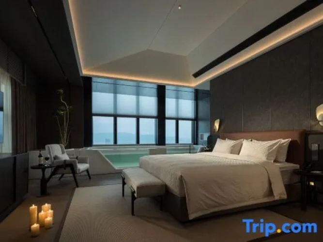 Quadruple Family Suite