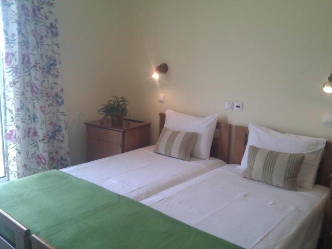 Economy Twin room with sea view
