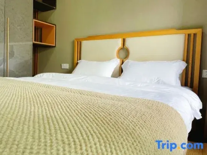 1 Bedroom Suite