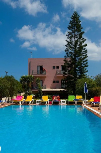 Eleni Apartments