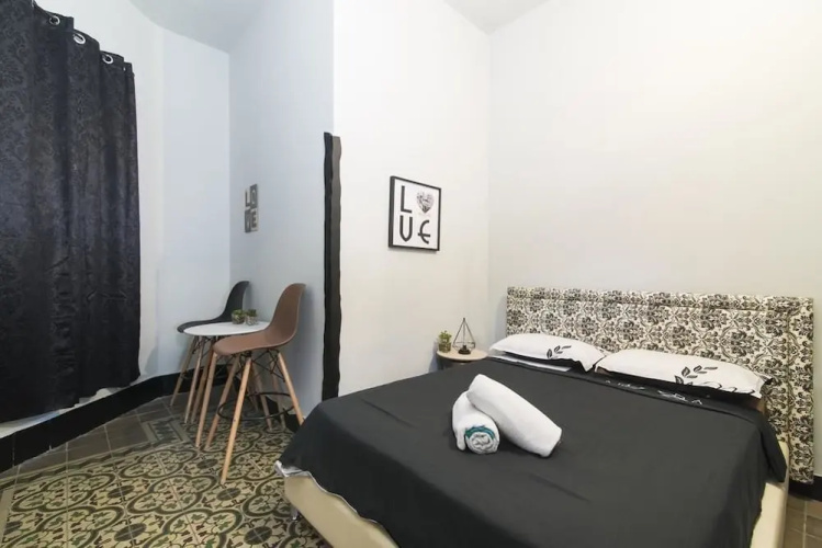 Sapir Hostel - Adults Only