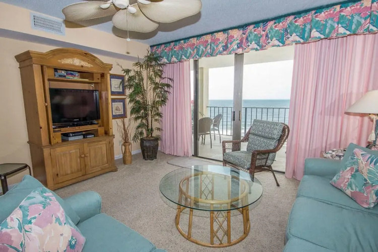 Wind Drift 702e by Youngs Suncoast