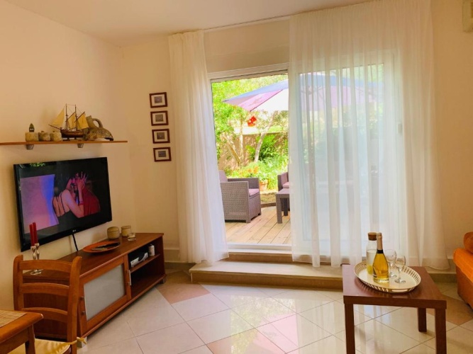 1 Bedroom Apartment with view