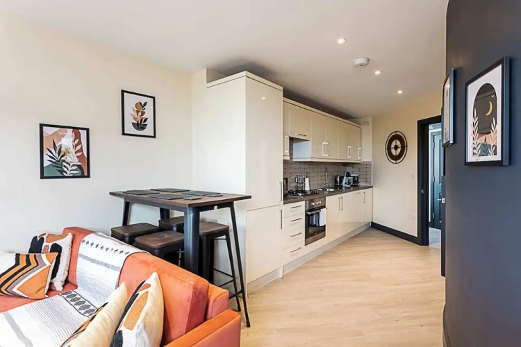 Crystal Palace Residence II