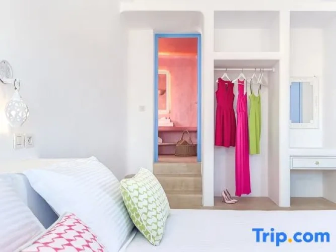 2 Bedrooms Premier Villa