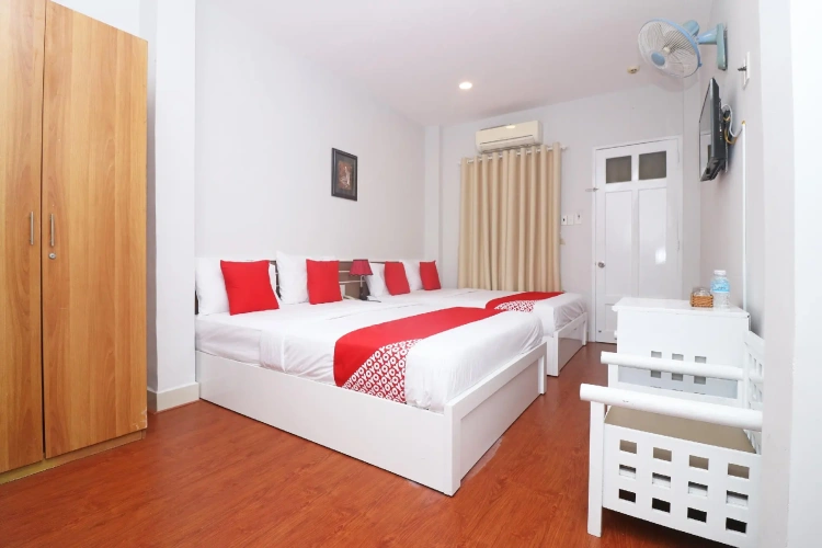 Sextuple Suite