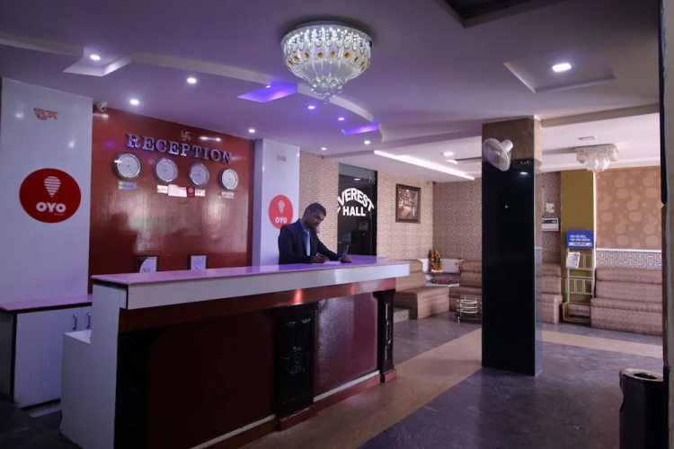 OYO 8177 Hotel Silver Oak