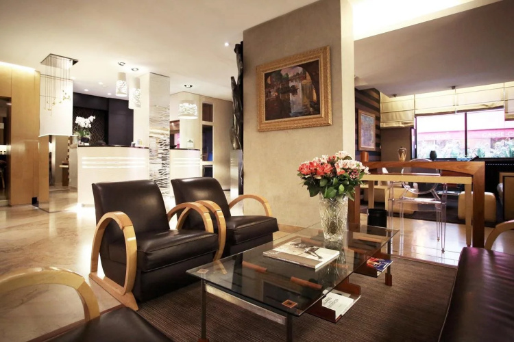 Hotel Cambon