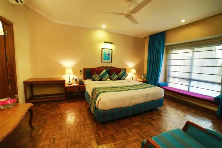 Hotel Hilltone
