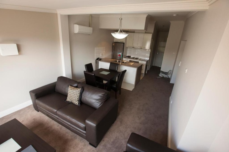 2 Bedrooms Apartment