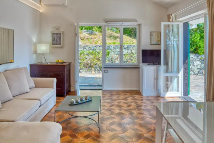 Marla House Sea View