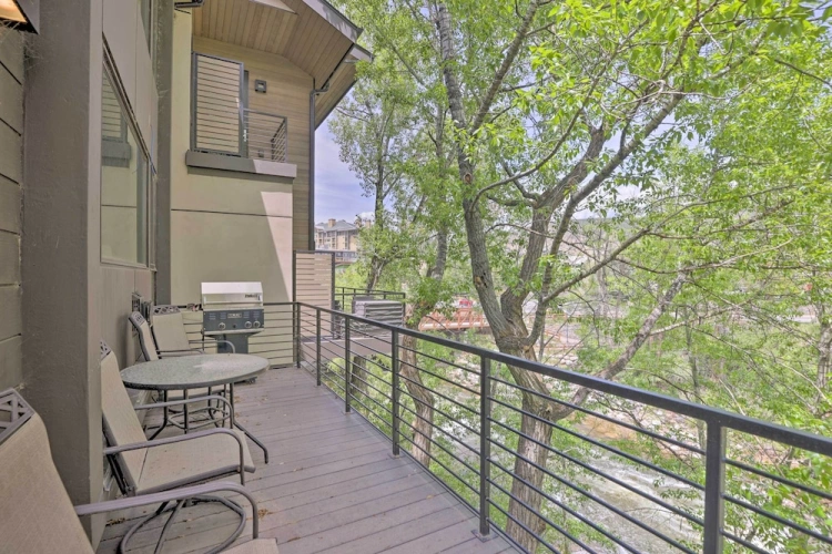 3 Bedrooms Apartment with balcony