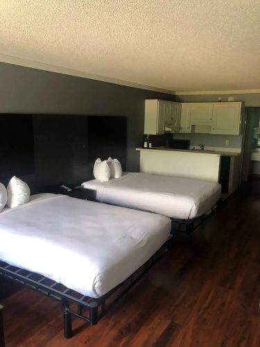 River Front Inn