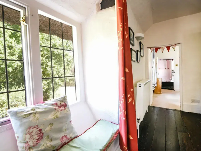 Old Cross Cottage