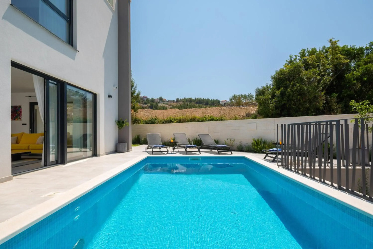 Villa 9