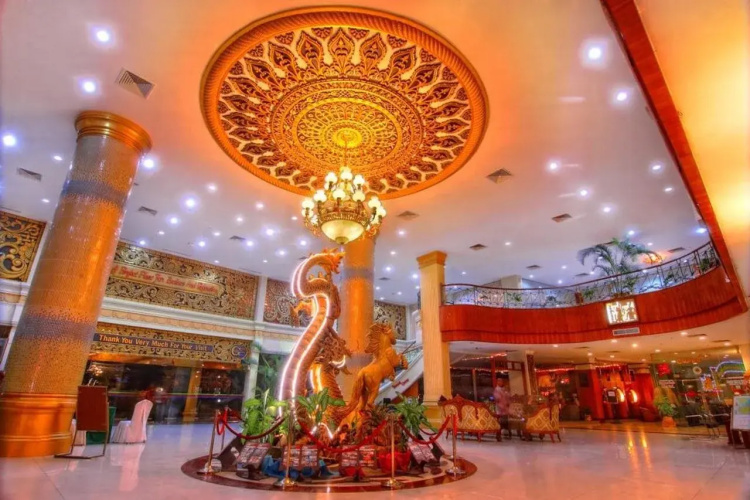 Golden View Hotel