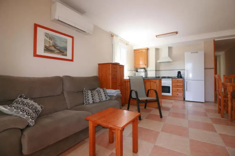 Oliva Holidays 1
