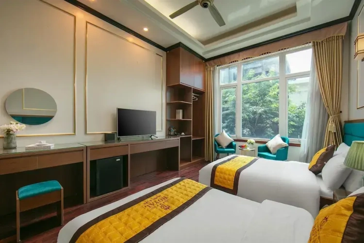 Deluxe Double room with courtyard view