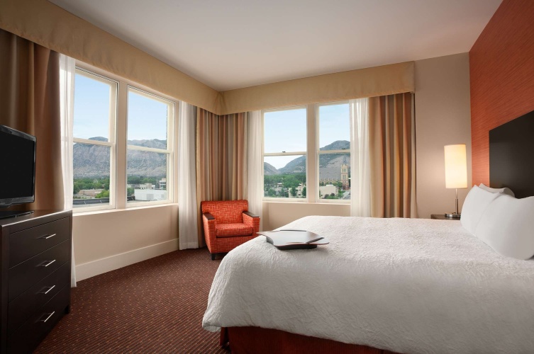 Hampton Inn & Suites Ogden photo 6