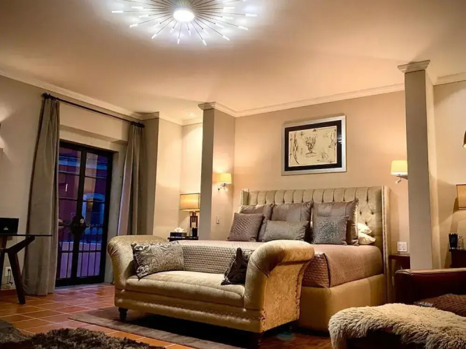 Luxury Villa B&B