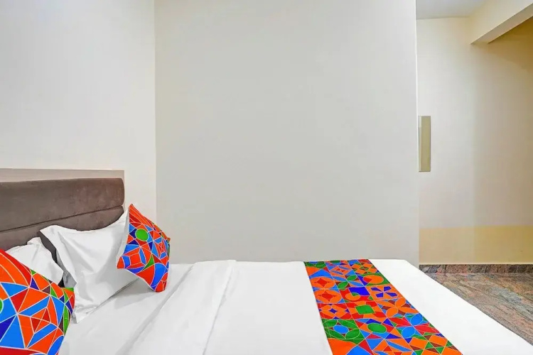 Fabhotel Platinum