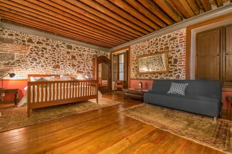 CASA SAUTO Wonderful Vintage Luxury Suite
