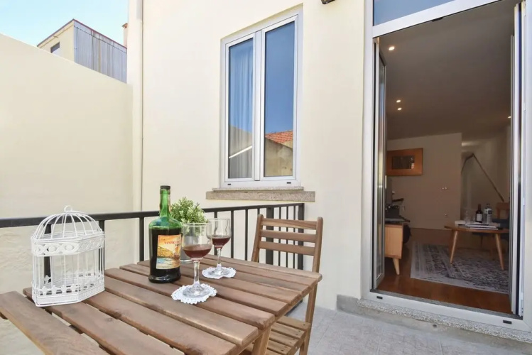 Oporto Lovely House Premium