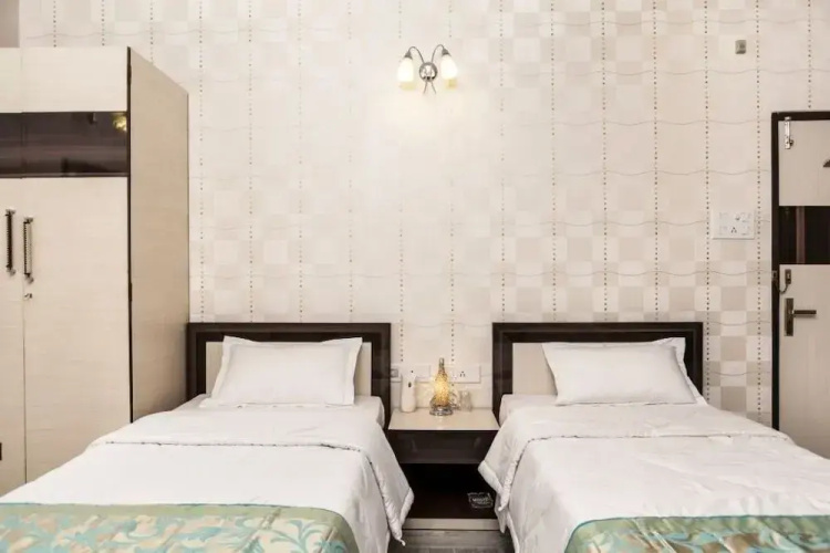 Simi International - The Imperial