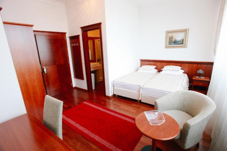 Economy Twin room