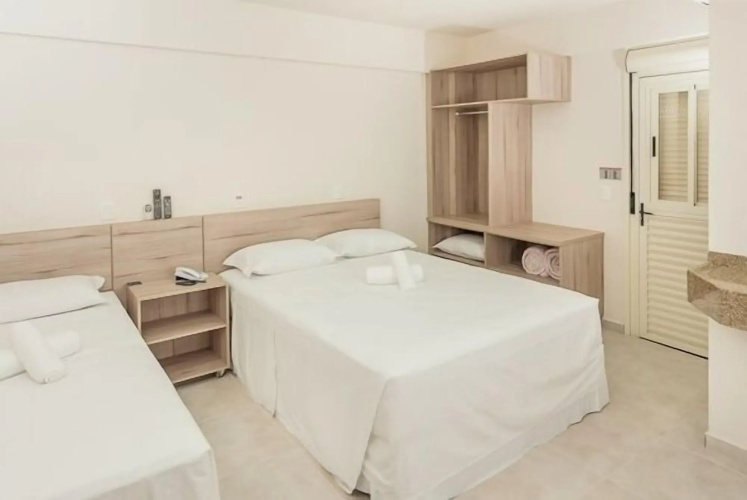 Hotel Dois H