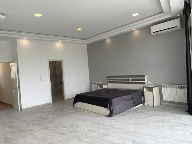 Luxury Suite