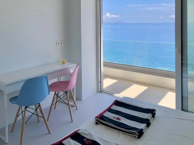 Kuro Beach House