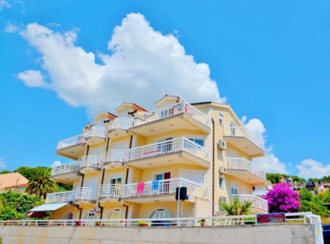 Classic Double room with balcony and with sea view