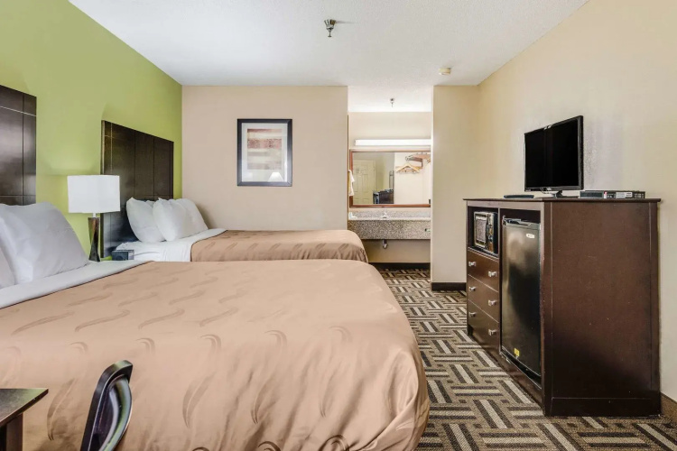 Quality Inn & Suites Dublin