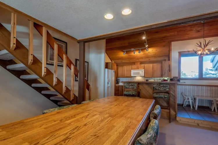 Sunburst Condominiums 2749 by RedAwning