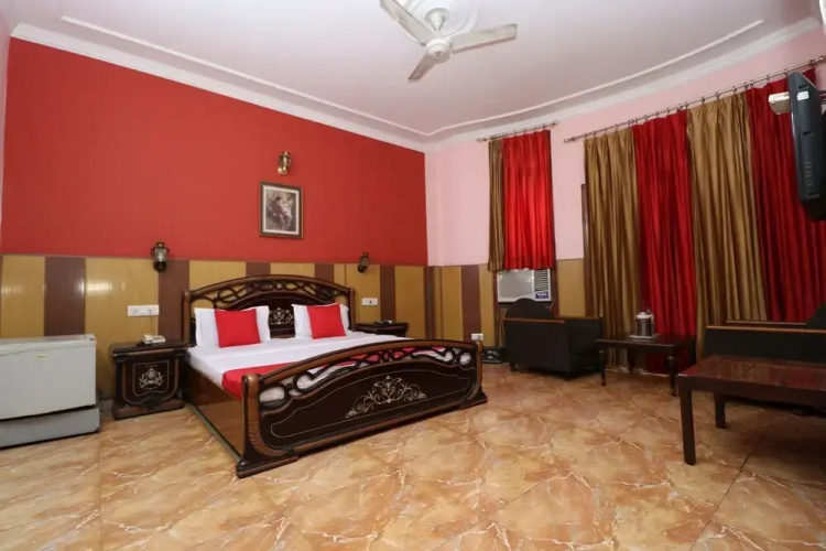 Hotel Kishore Castle