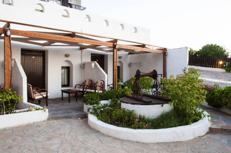 Themis Beach photo 26