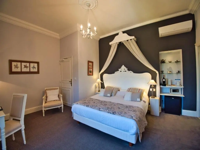 Standard Double room with view
