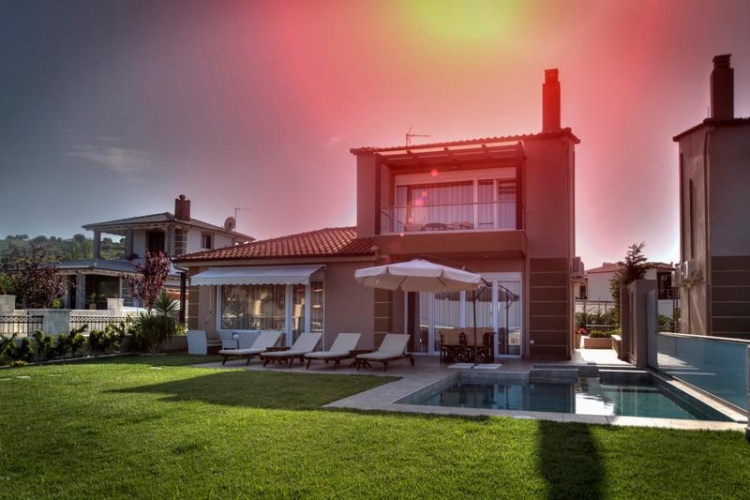 3 Bedrooms Grand Villa