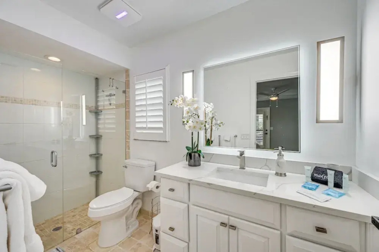 Central Naples Home w/ Private Pool, Spa & Lanai!