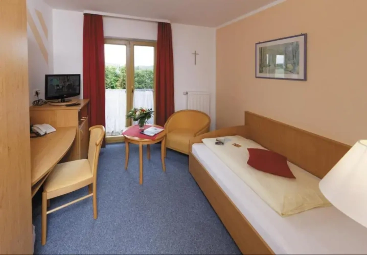 Standard Single room