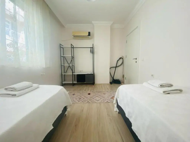 Aether House No7,Old Town, Beach, Central, Netflix